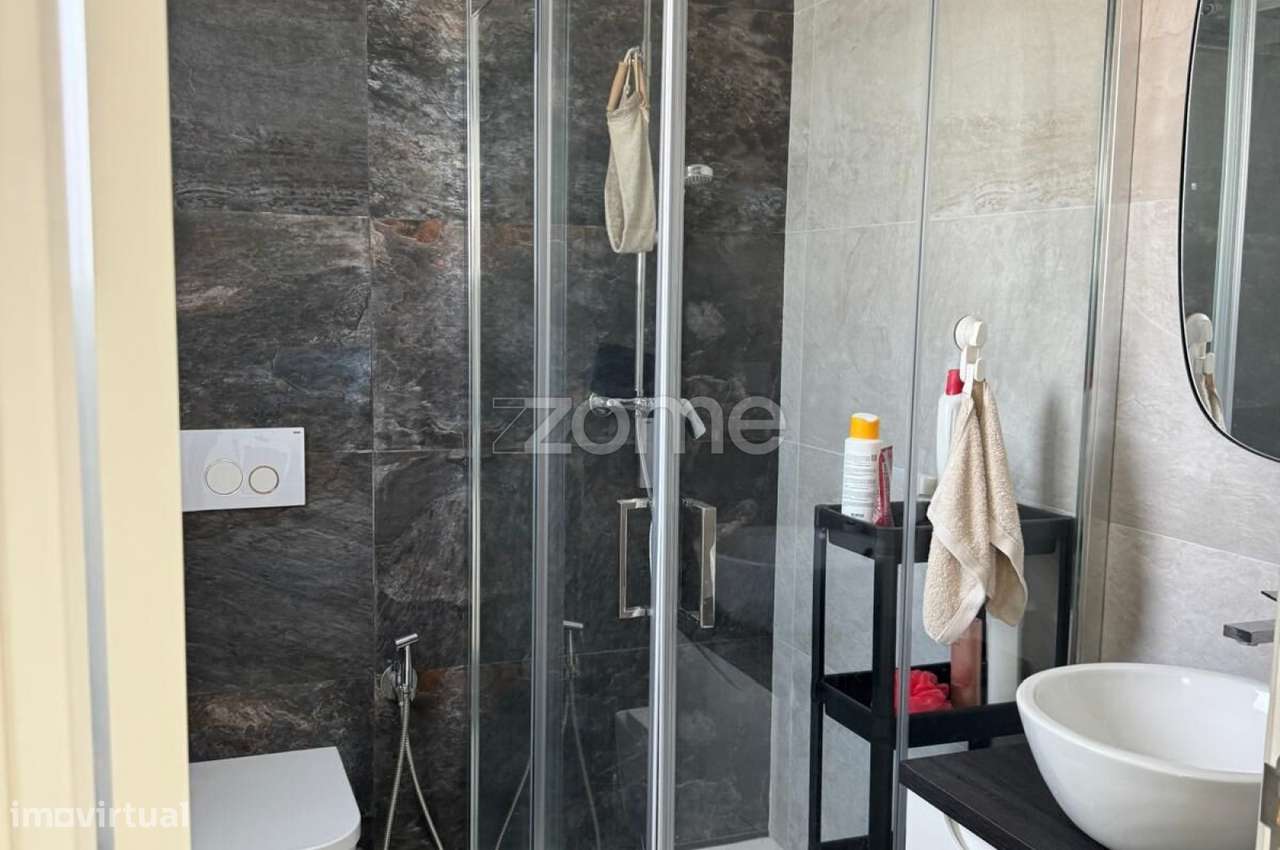Moradia T4 com 2 Suites-27