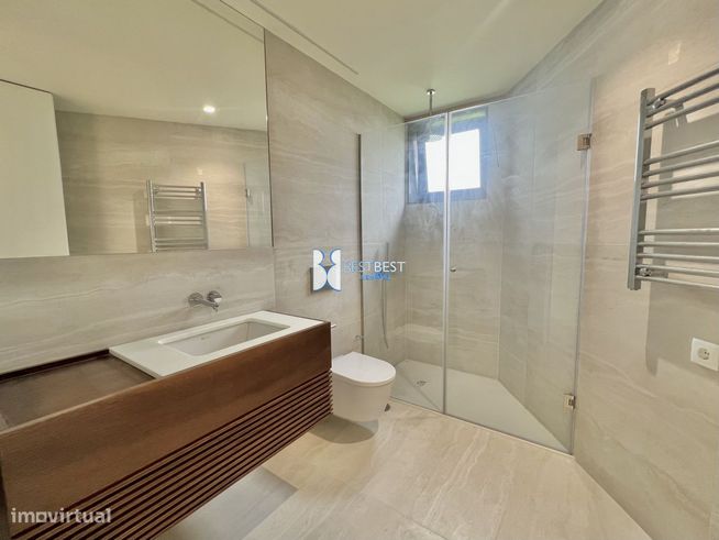 MORADIA INDIVIDUAL DE LUXO T3, DUAS SUITES, NOVA, CONCLUIDA,NA TROFA-23