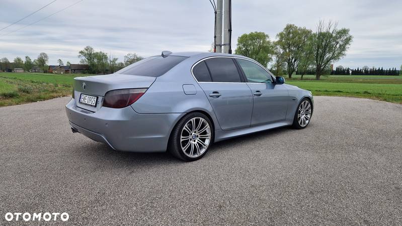 BMW Seria 5 530i - 4