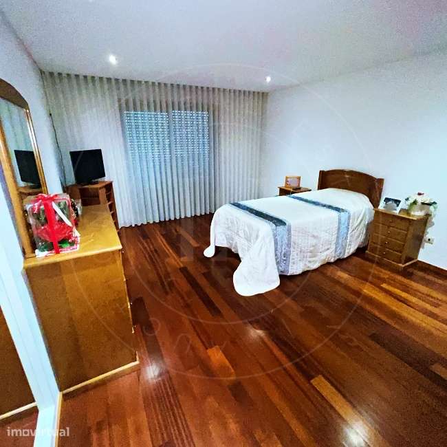 Moradia | Moreira de Cónegos, Guimarães - Grande imagem: 4/60