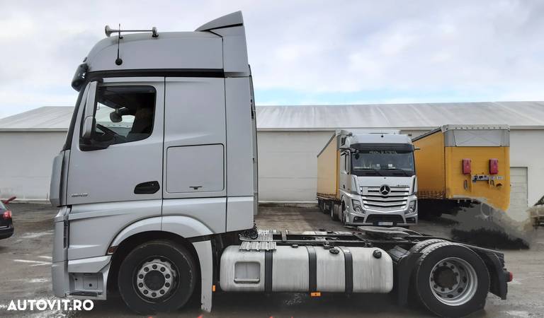 Mercedes-Benz 57 ACTROS - 3