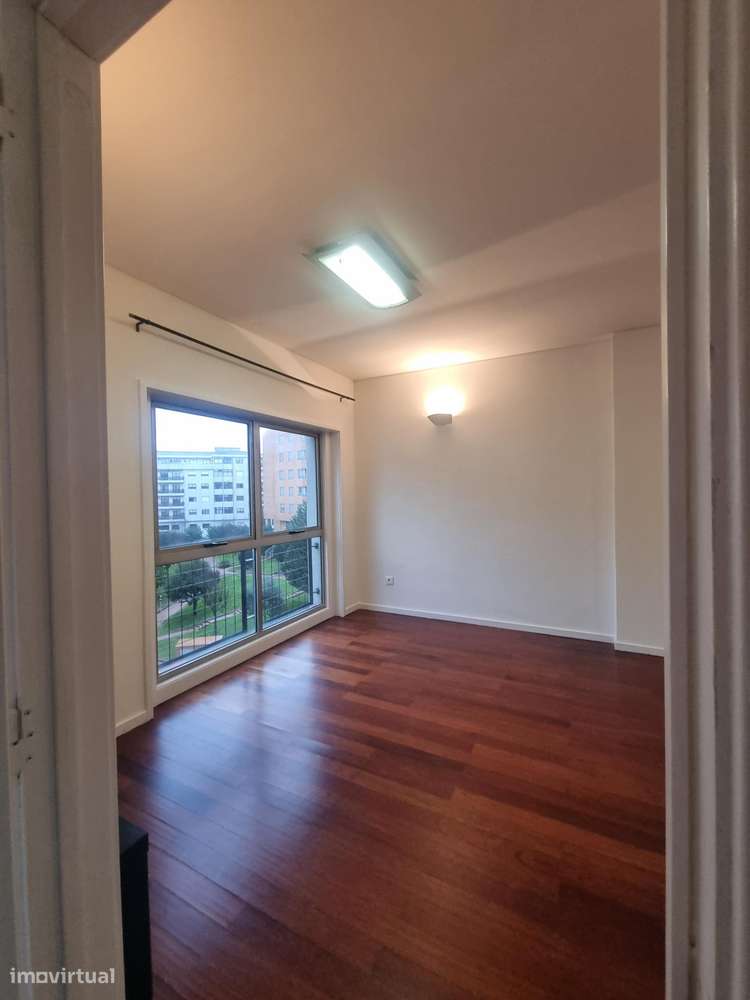 T3 - Renovado - C/ Garagem - Amial, Paranhos - Grande imagem: 4/13