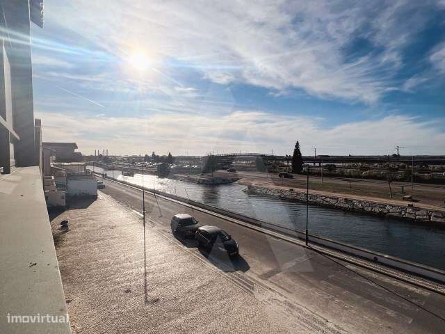 T1+1 de Luxo no Edifício Green View – Canal de São Roque, Aveiro-0