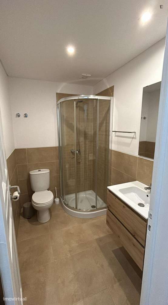 Quarto - localizado em Sete Rios Lisbon - Grande imagem: 5/24