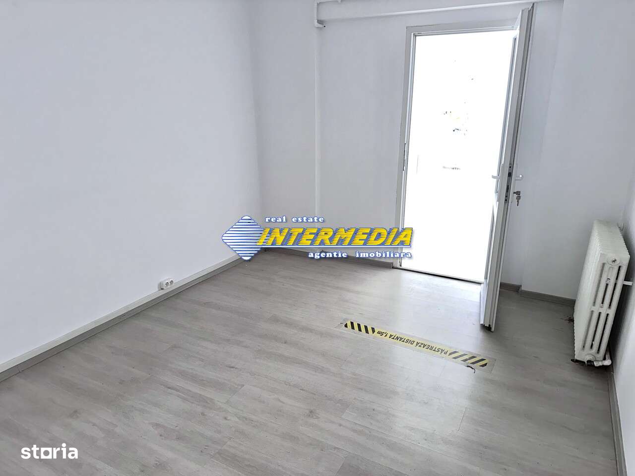 Spatiu de inchiriat in Cetate 50 mp cu vad foarte bun - Imagine principală: 4/9