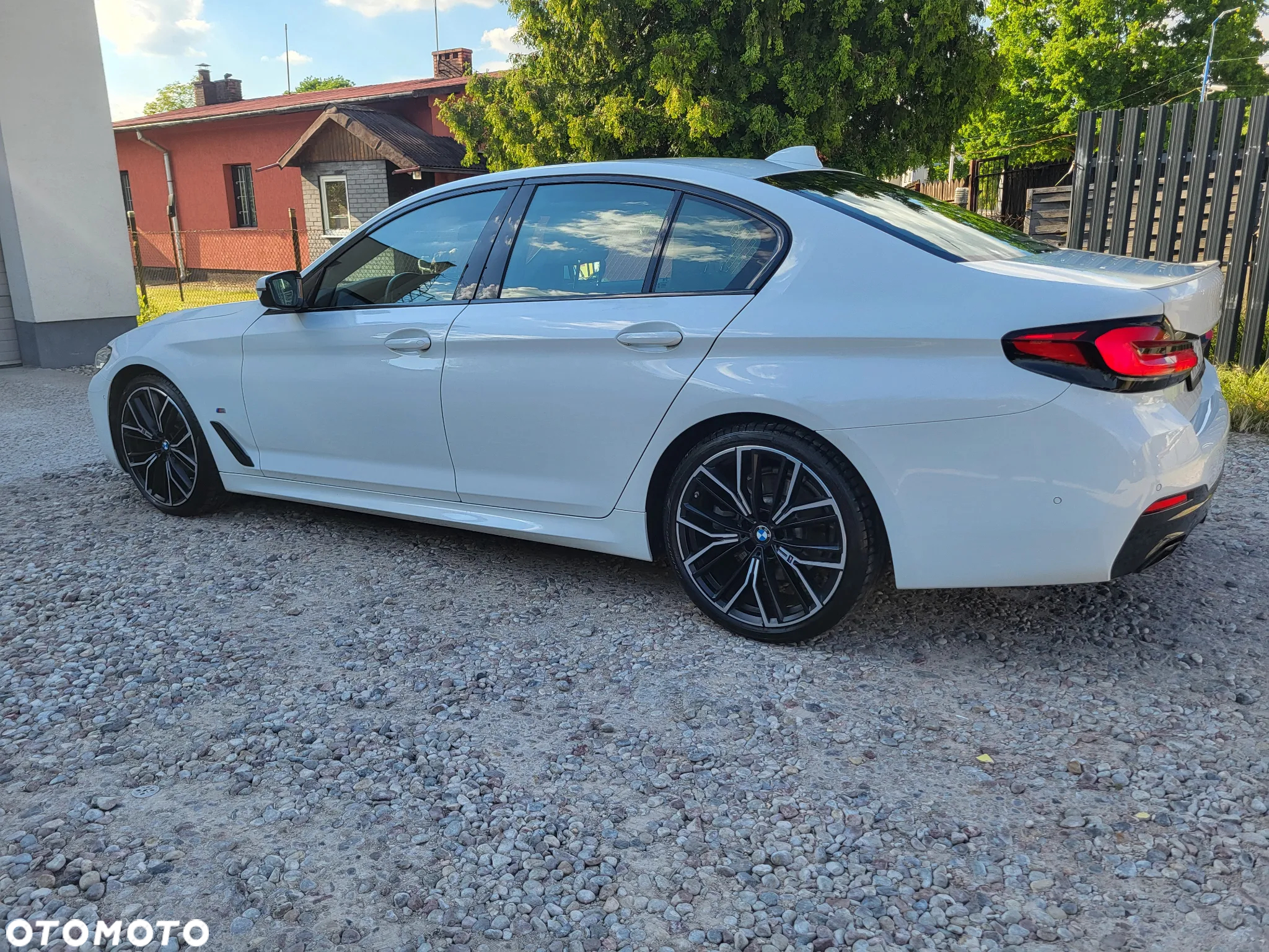 BMW Seria 5 520d Sport - 2