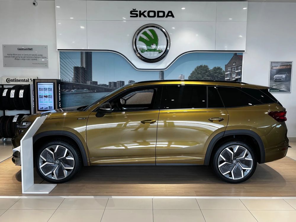 SKODA KODIAQ Kodiaq Sportline 2,0 TDI 193 KM 7-biegowa DSG 4x4 - 7 osobowy