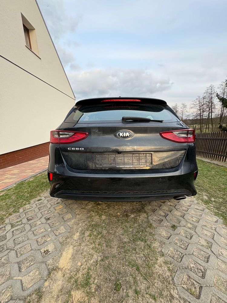 Kia Ceed III 1.4 T-GDI DCT OPF Spirit 2019
