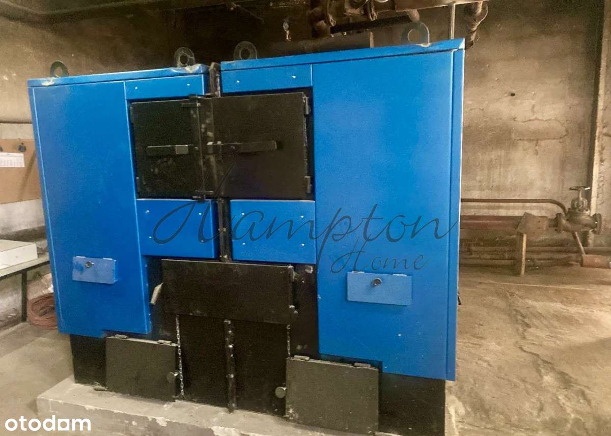 Działka z halami oraz biurem-6