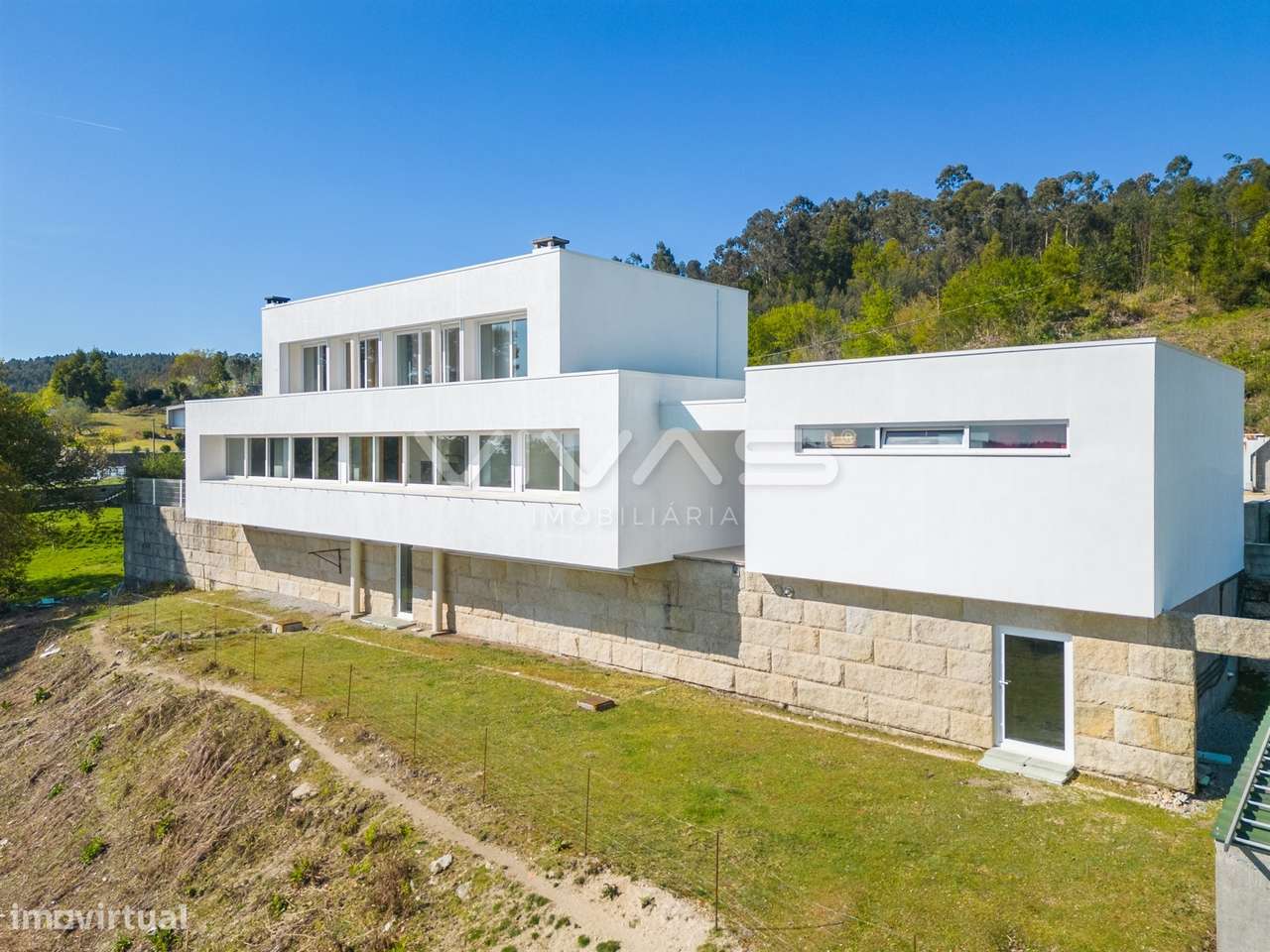 Moradia T4 Venda em Serzedelo,Póvoa de Lanhoso - Grande imagem: 5/43