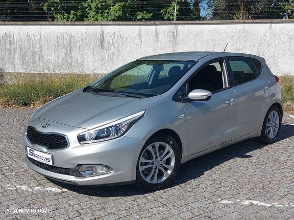 Kia Ceed 1.6 CRDi More Edition - 3