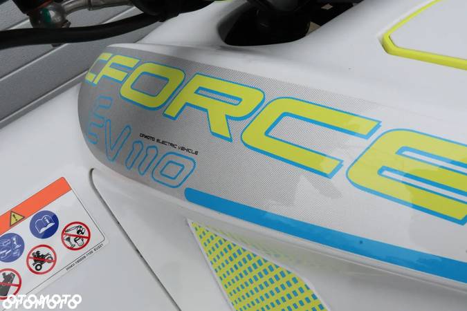 CFMoto CForce - 12