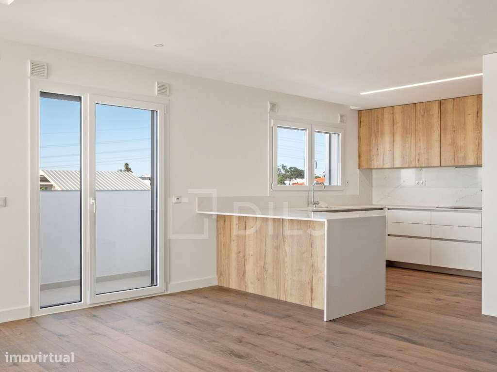 Apartamento T3 com varanda em Almada - Grande imagem: 5/44