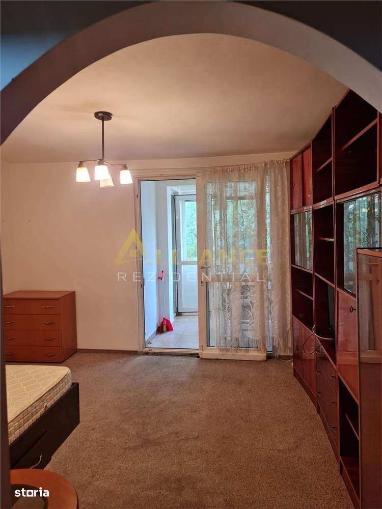 Garsoniera Sector 3 – 30 .45mp – 3 minute metrou Costin Georgian-0