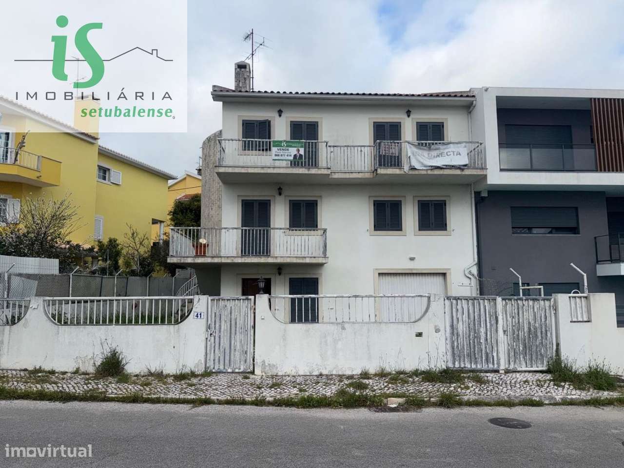 MORADIA T6 À VENDA EM  ALMADA COM GARAGEM-24