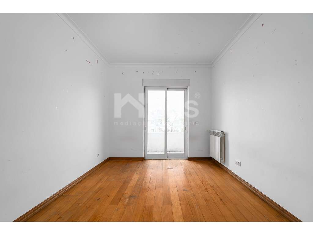 T3 com parqueamento e arrecadação-16