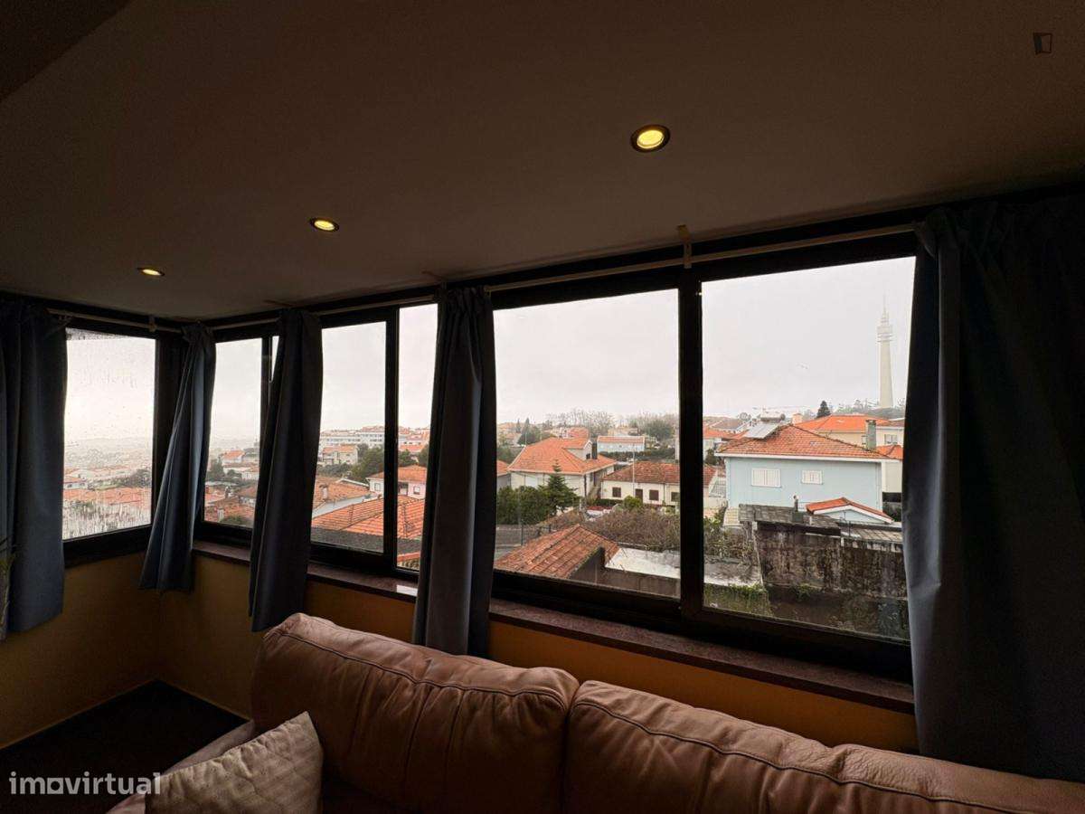 Quarto - localizado em Vila nova de gaia - Grande imagem: 4/6