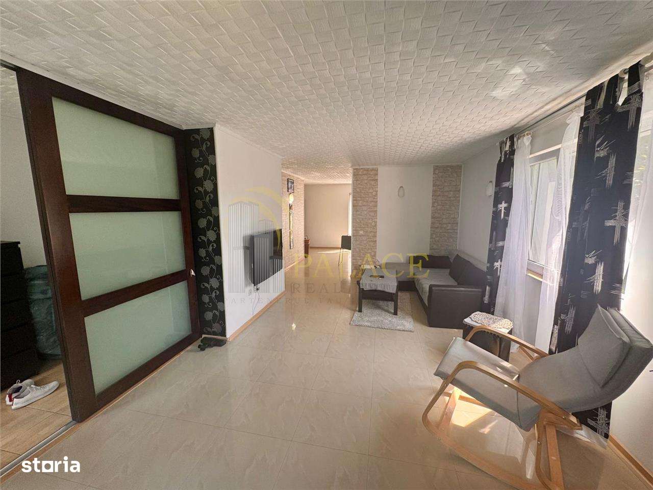 Vila duplex de vanzare Bucium, zona exclusivista, curte cu vegetatie m - Imagine principală: 4/20
