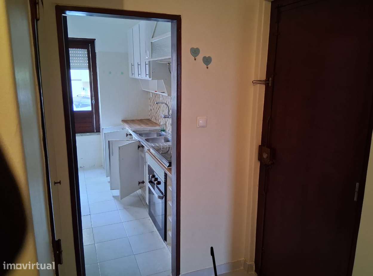 T2 transformado em T3 - Perto da CP - Grande imagem: 5/12