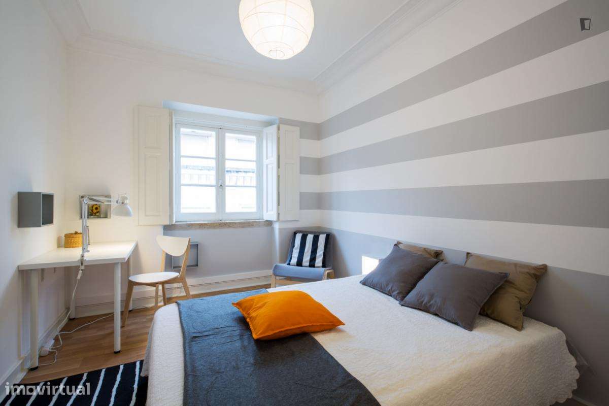 Quarto - localizado em Oeiras Lisbon - Grande imagem: 5/6