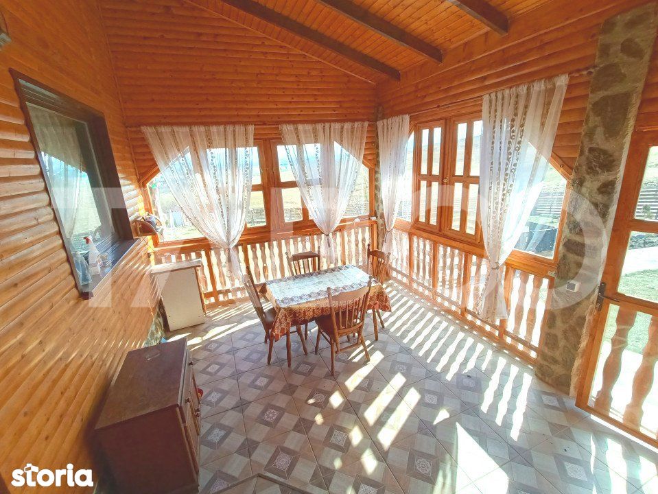 Cabana cu 2 camere de vanzare 1688 mp teren imprejmuit Sura Mare Sibiu