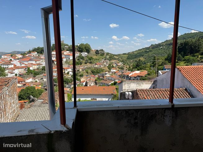 PRÉDIO T4 CENTRO HISTÓRICO Bragança - 249.000€-21