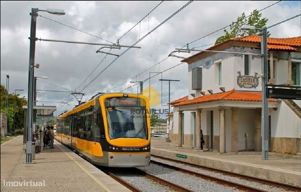Moradia com terreno Castêlo da Maia-23