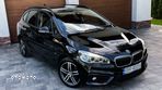 BMW Seria 2 218d - 33