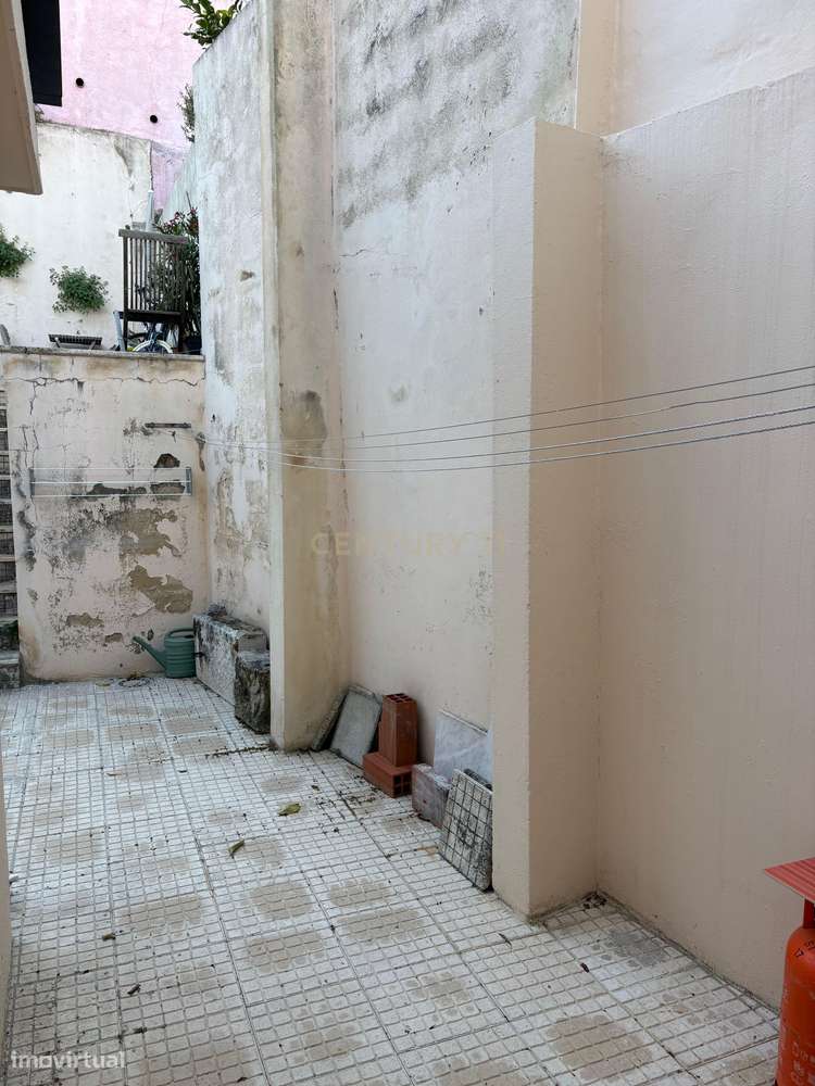 T2 com Terraço na Graça | Excelente Projeto de Reabilitação no Coração-9