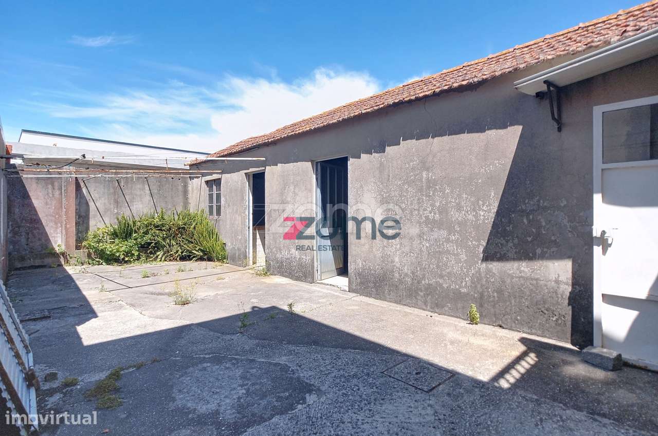 Predio com 3 fraçoes a venda-23