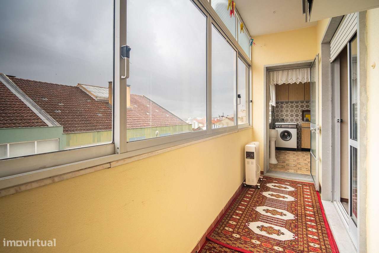 Apartamento T3 com Vista Cidade em Alverca Do Ribatejo .-7