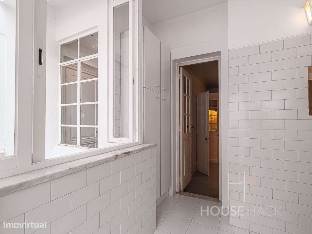 Apartamento T3 com logradouro na Rua de São Bento-30