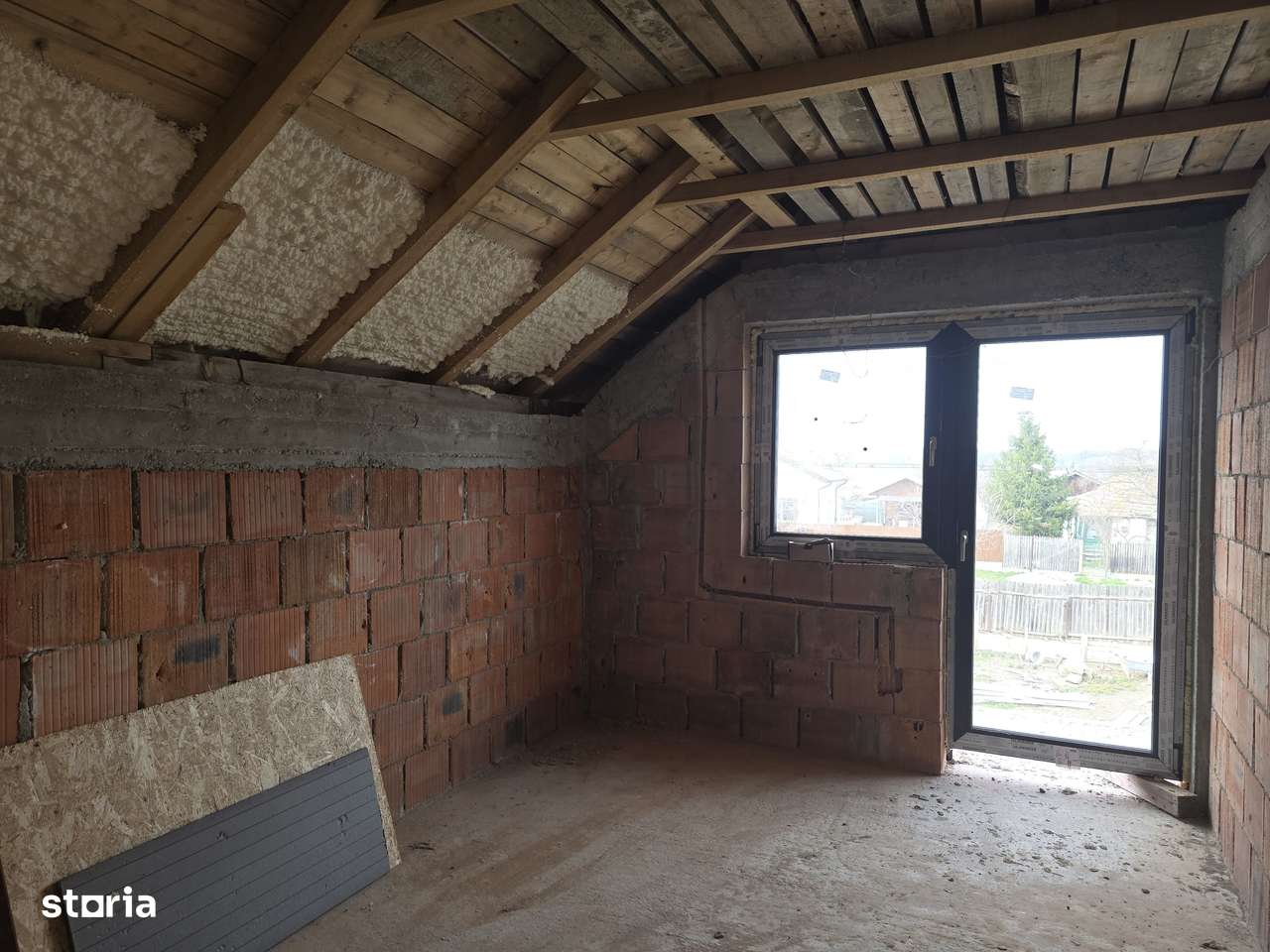 Ocazie in Caciulati! Casa idividuala noua la 15 minute de capitala!-11