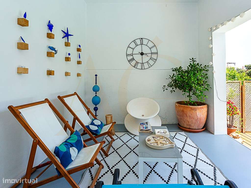 Moradia com Garagem, Piscina, Jardim e amplos Terraços, para venda ...-47