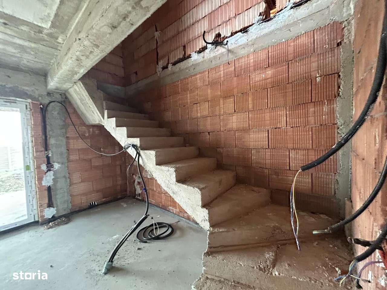 COMISION 0 | Duplex modern cu 4 camere de vânzare | Sacalaz - Imagine principală: 5/10