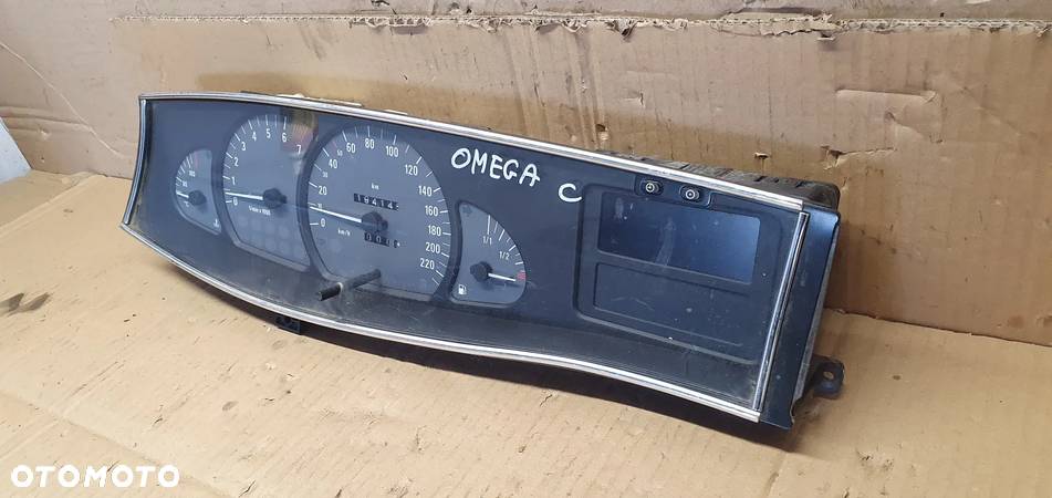 Licznik zegary wyświetlacz Opel Omega B Lift 09228408AA 24400696 - 2