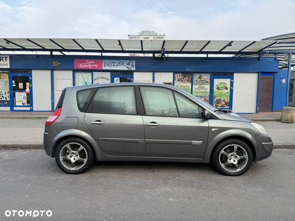 Renault Scenic - 3