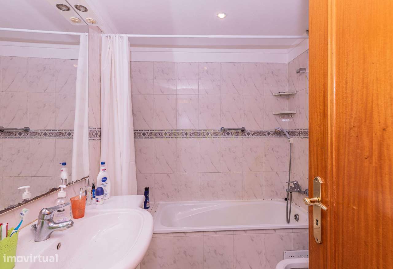 Apartamento T3 em S. Marcos/Cacém com Arrecadação-14