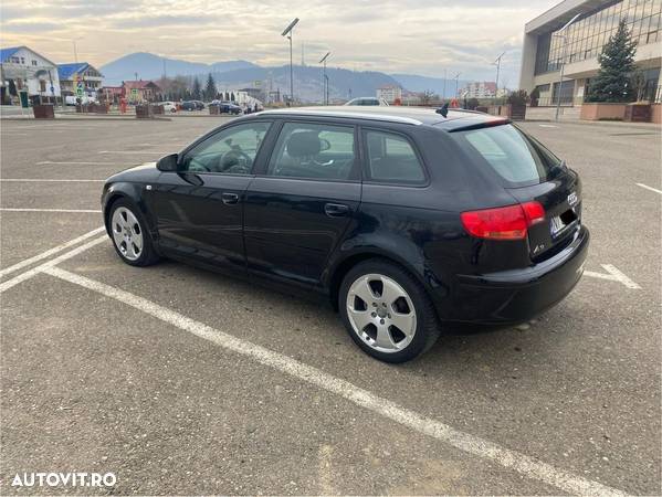 Audi A3 Sportback 1.9 TDI Attraction - 4