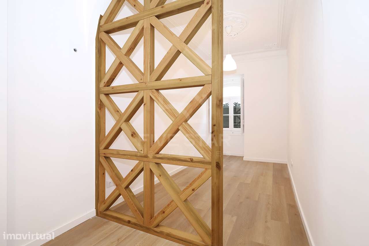 T1+1 - Príncipe Real - Renovado - Jardim Privado-10