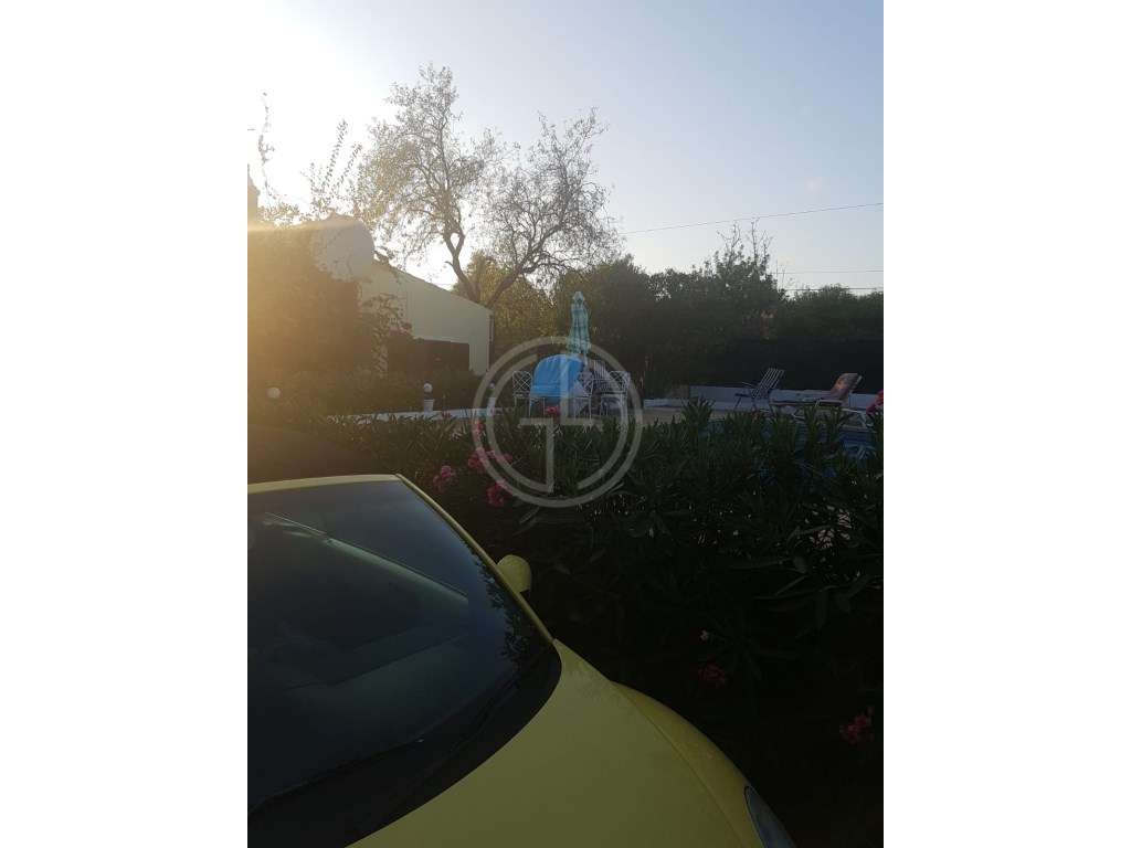 Oportunidade de Investimento | Moradia T3 com Piscina em Almancil-16