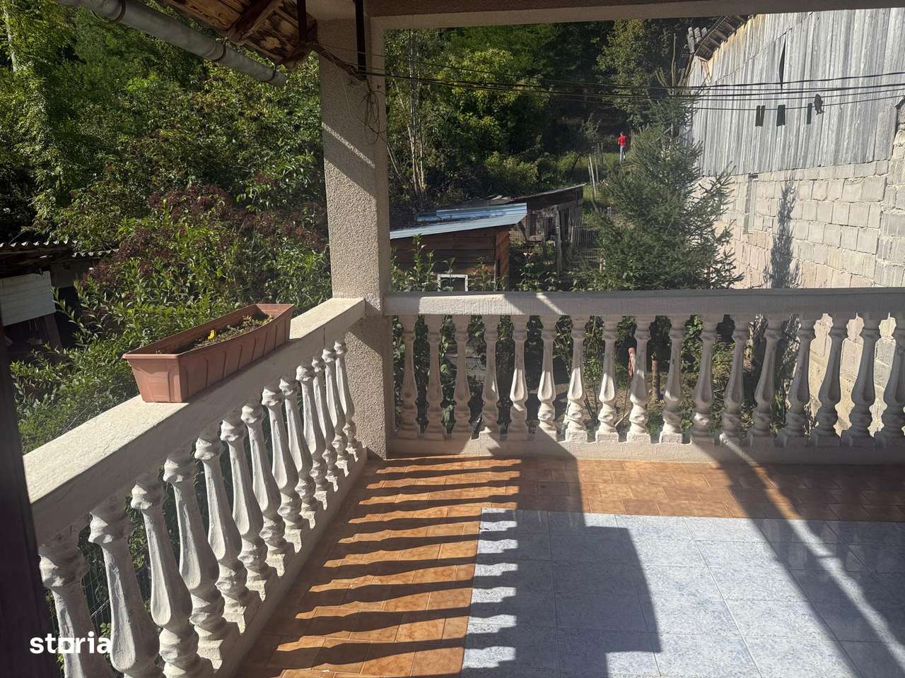 Vanzare casa de vacanta, 2 corpuri, 5 camere, Bezdead, Dambovita-9