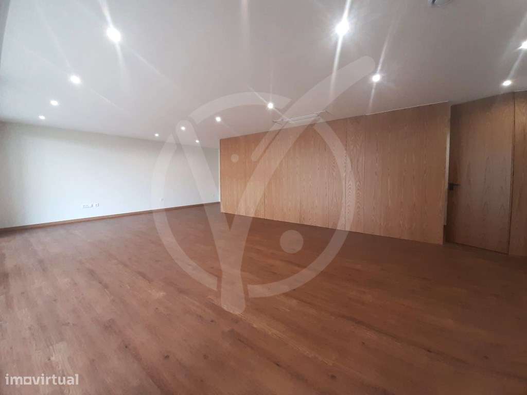 Moradia T3 NOVA junto à praia de Aver-o-Mar na Póvoa de Varzim - Grande imagem: 5/23