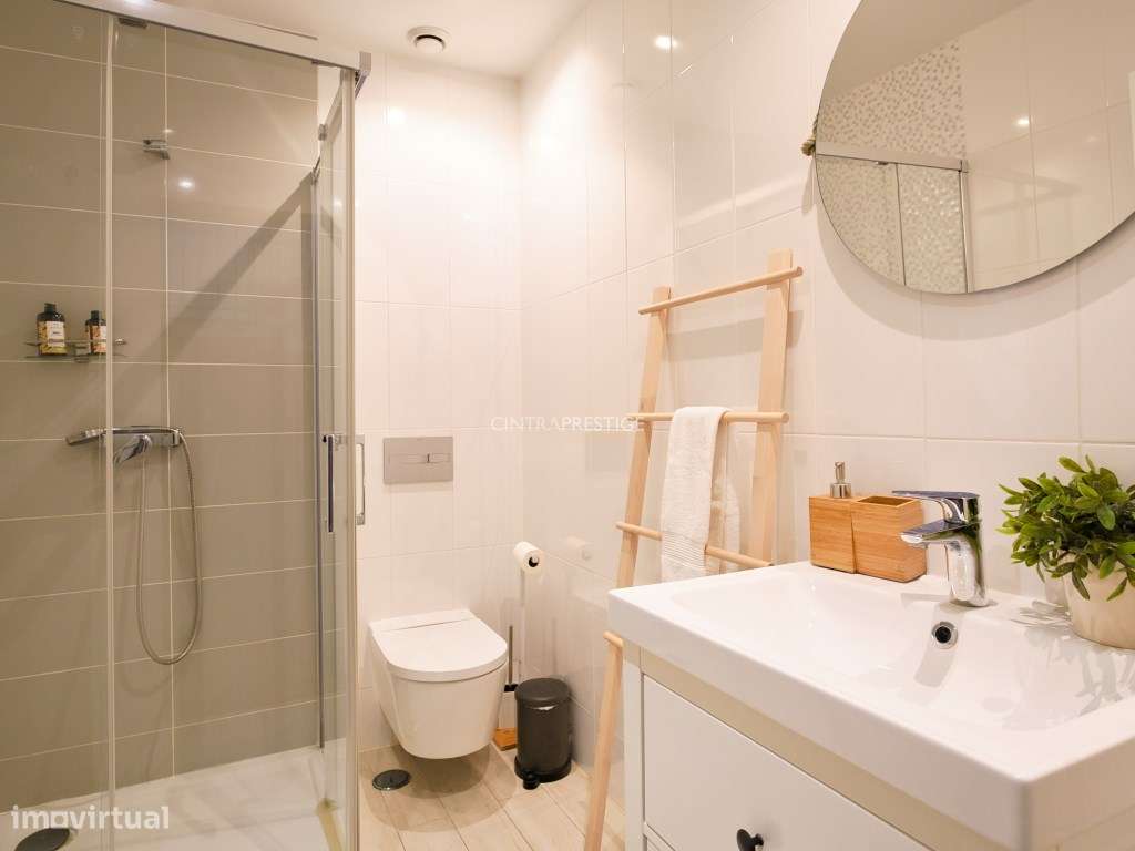 Moradia T5 Remodelada com Painéis Fotovoltaicos - Monte Santos, Sintra-41