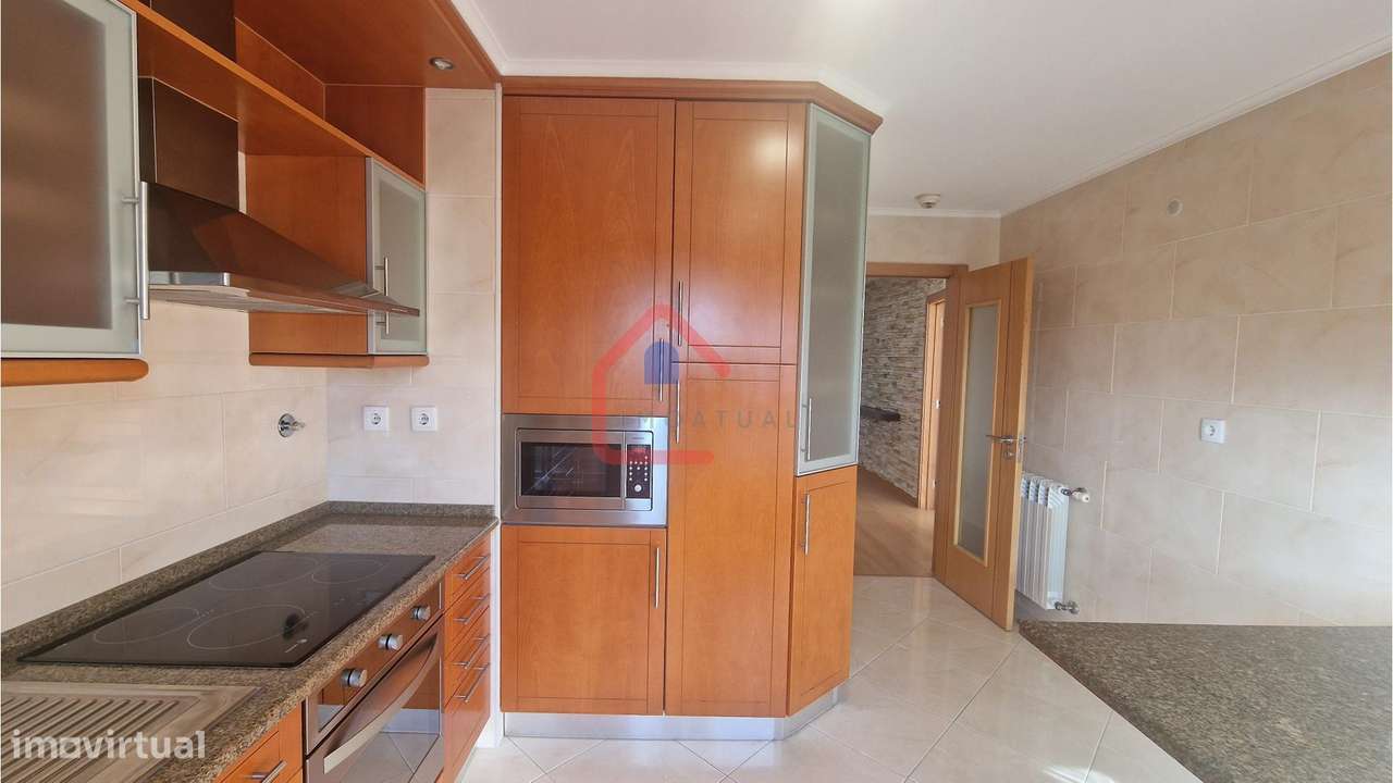 Apartamento T3 em Odivelas-11