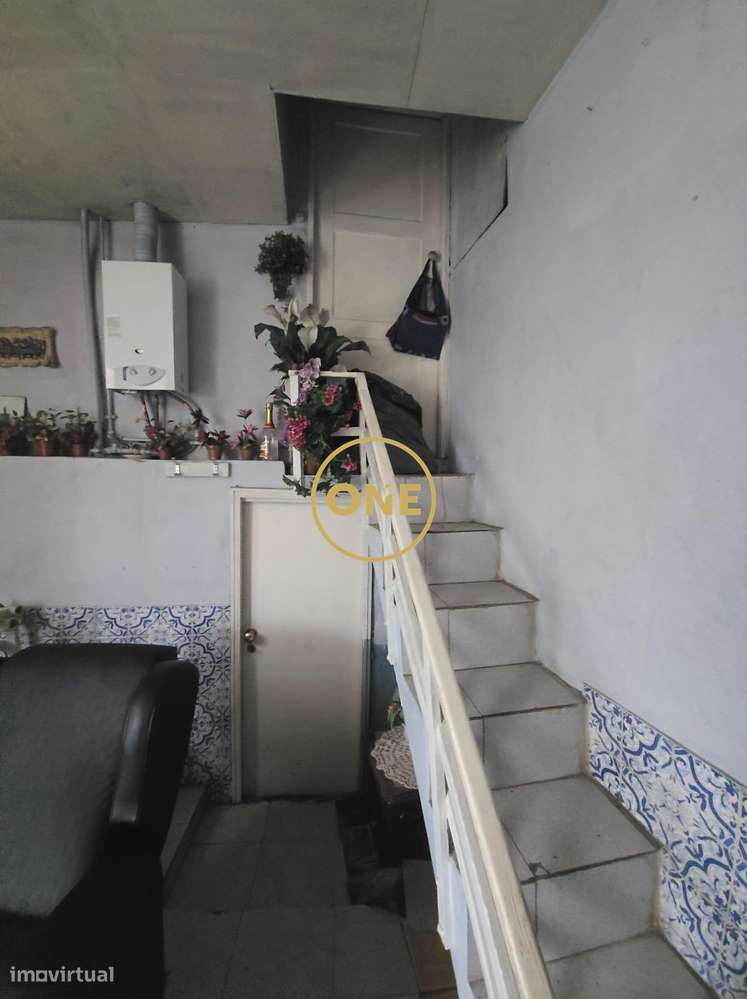 Moradia T2 para Restauro com Elevado Potencial em Agrela – Santo Tirso - Grande imagem: 4/18