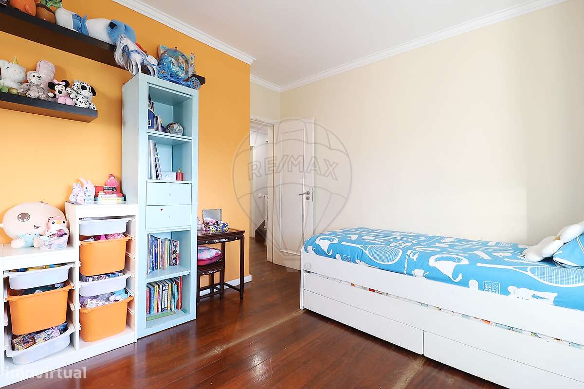 Moradia T6 para venda-11