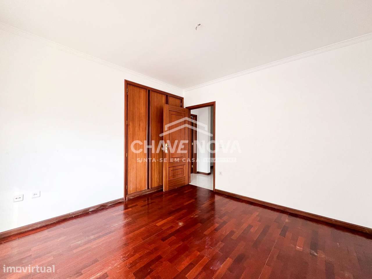 Apartamento T2 com garagem box em Perosinho, Vila Nova de Gaia-10