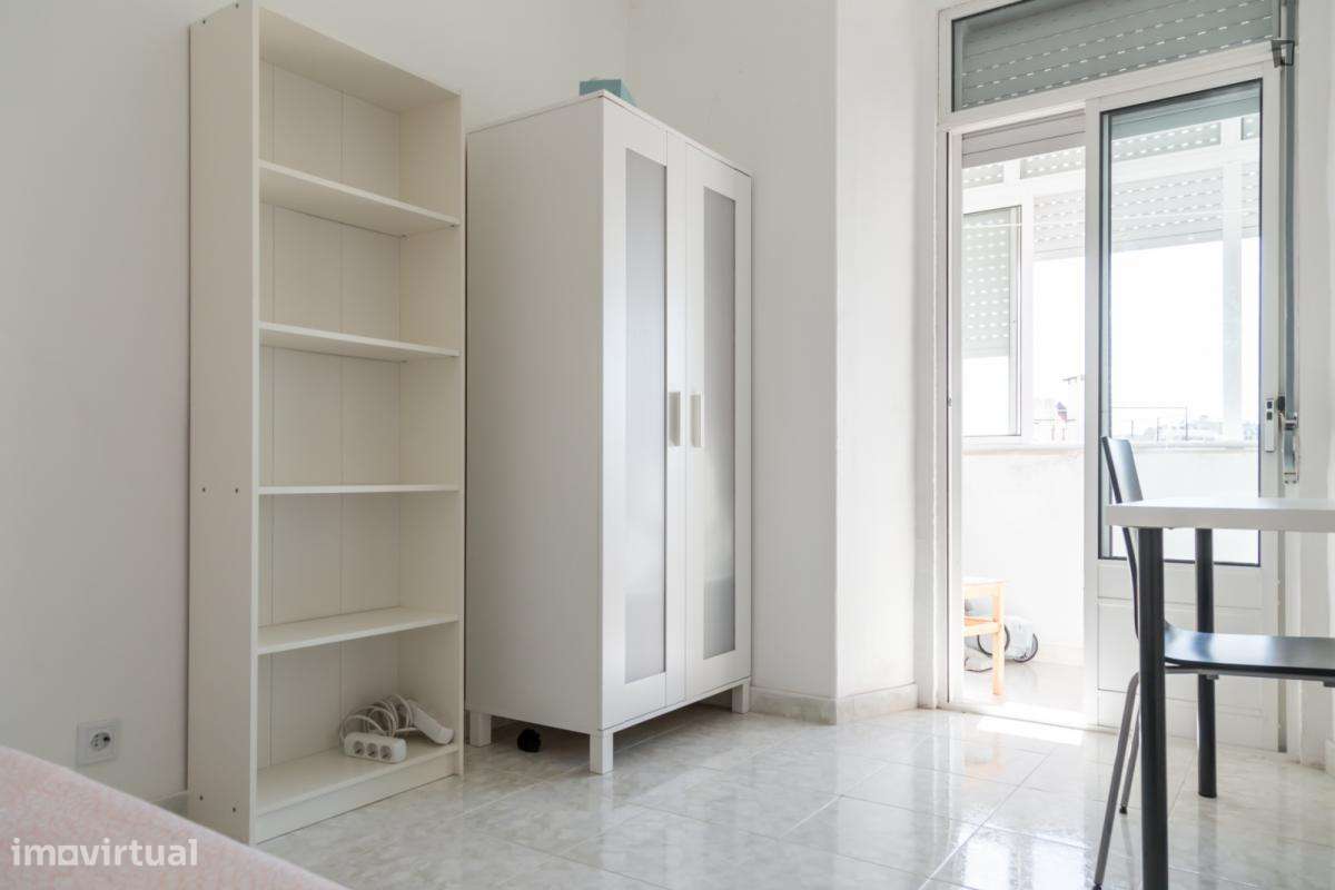 Quarto - localizado em Arroios Lisbon - Grande imagem: 4/7