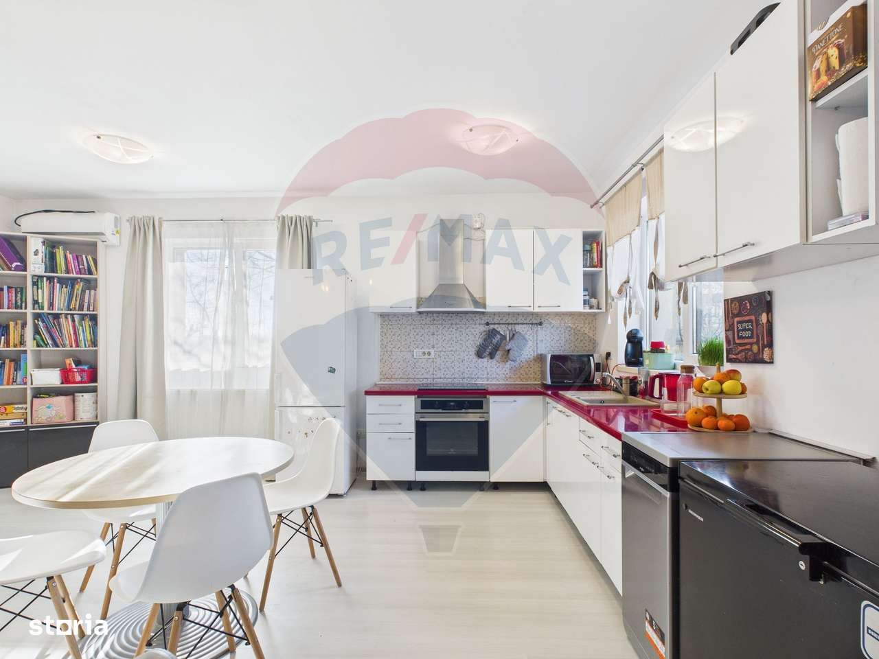 Casa superba cu 4 camere de vanzare in Buftea - Imagine principală: 4/20